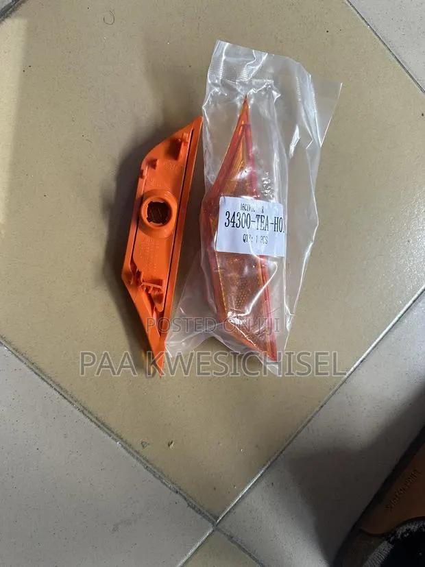 Honda Civic 2016 2018 2019 Fenders Light · Photo 1