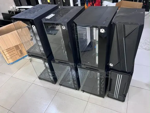Desktop Cases · Photo 1