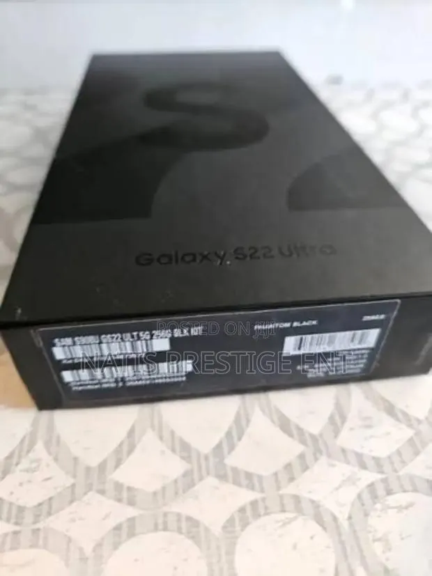 New Samsung Galaxy S22 Ultra 128 GB Black · Photo 1