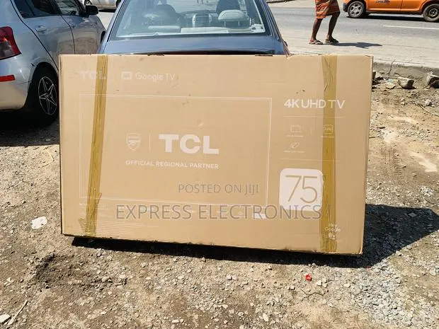 Long Lasting Effects Tv Uhd Smart Glossy Tv 75”P755 · Photo 1