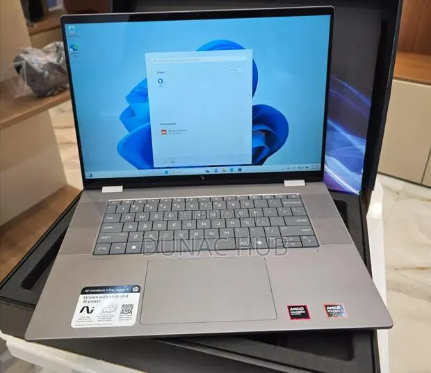 New Laptop HP OmniBook X Flip 16" 16GB AMD Ryzen 5 SSD 512GB · Photo 1
