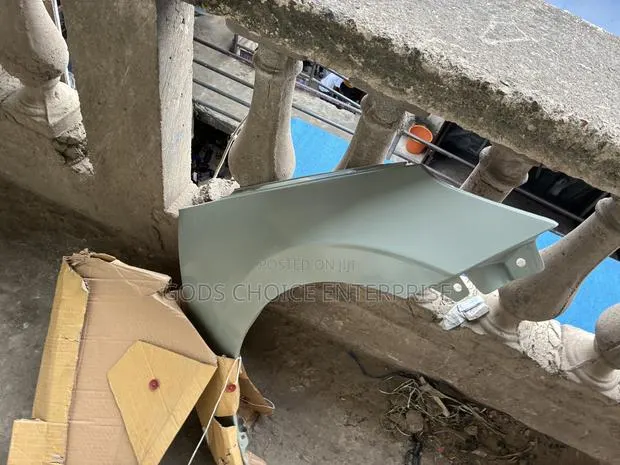 Fender Elantra 2021-2022-2023 · Photo 1