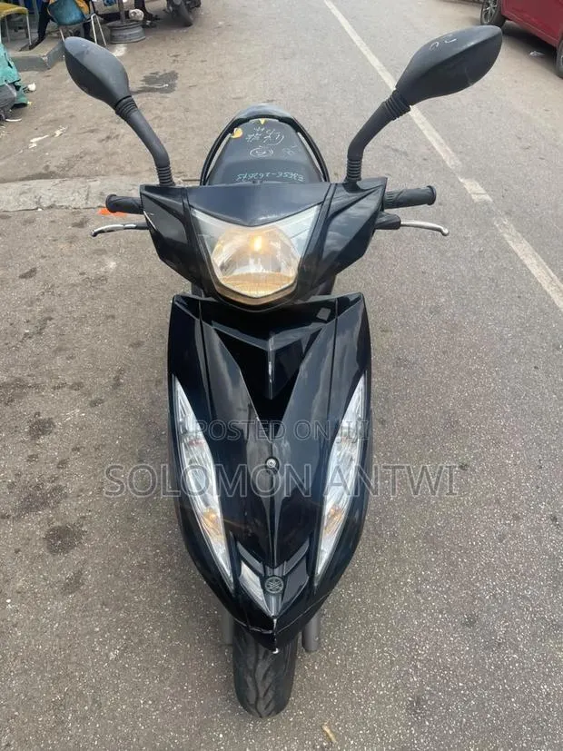 Yamaha 2014 Black · Photo 1