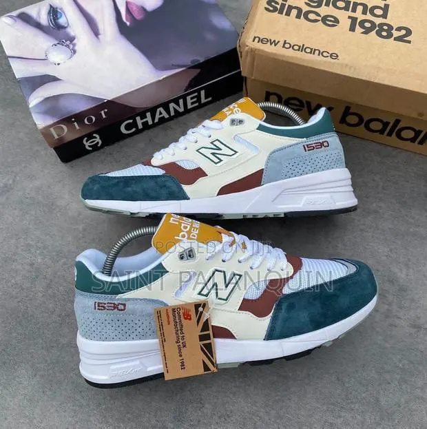Nee Balance Sneaker · Photo 1