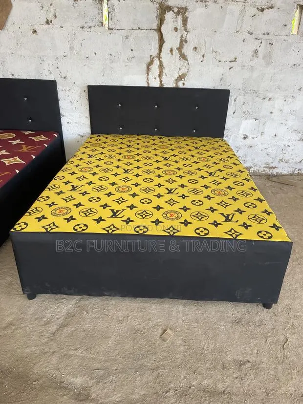 Adepa Double Bed · Photo 1