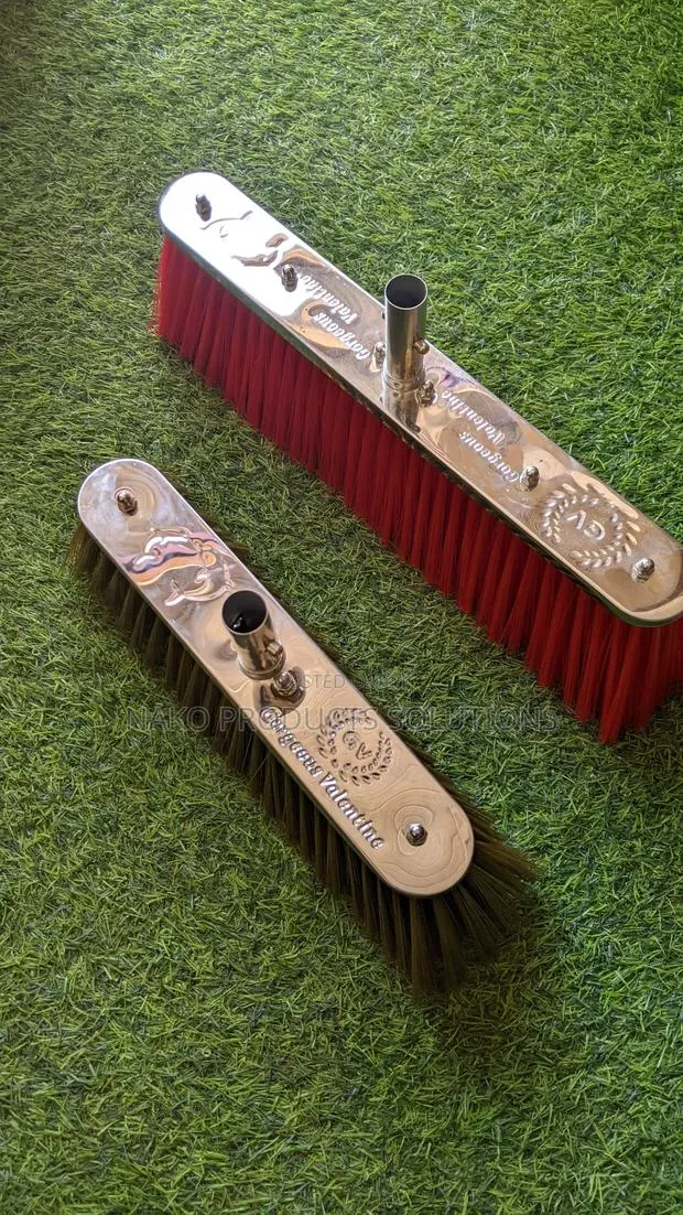Hard Industrial Brush (Sweeping Brush) · Photo 1