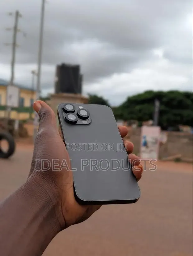 Apple iPhone 14 Pro Max 128 GB Black · Photo 1