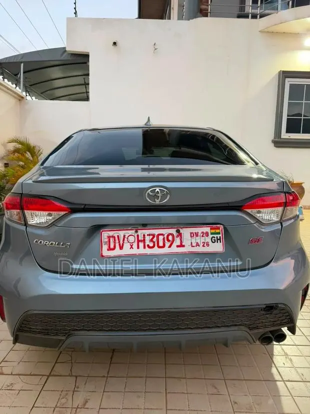 Toyota Corolla SE 2022 Gray · Photo 1