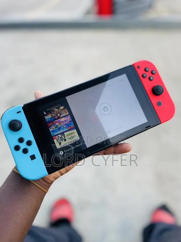 Nintendo Switch · Photo 1