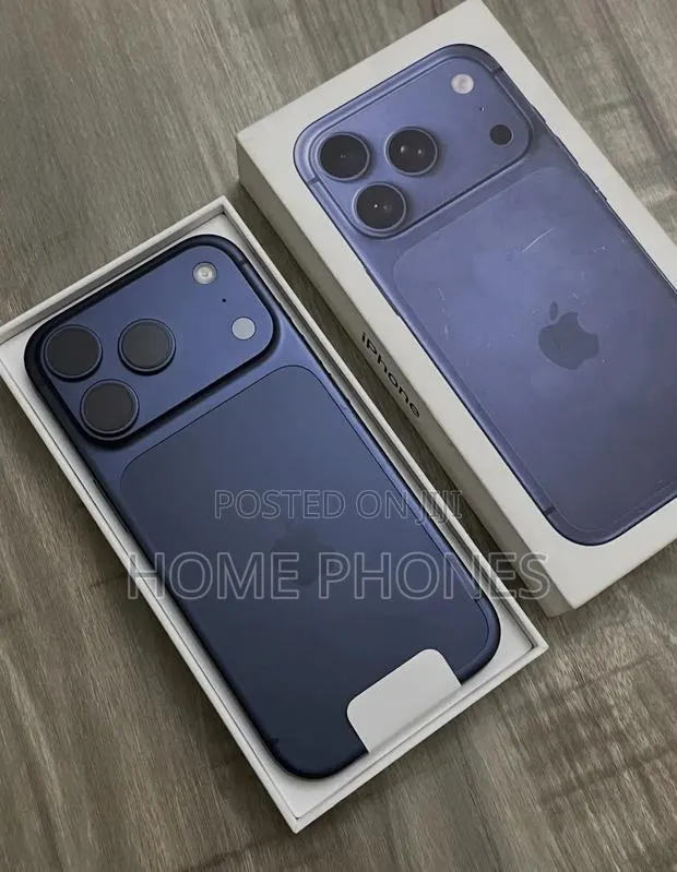 New Apple iPhone 17 Pro Max 256 GB Blue · Photo 1