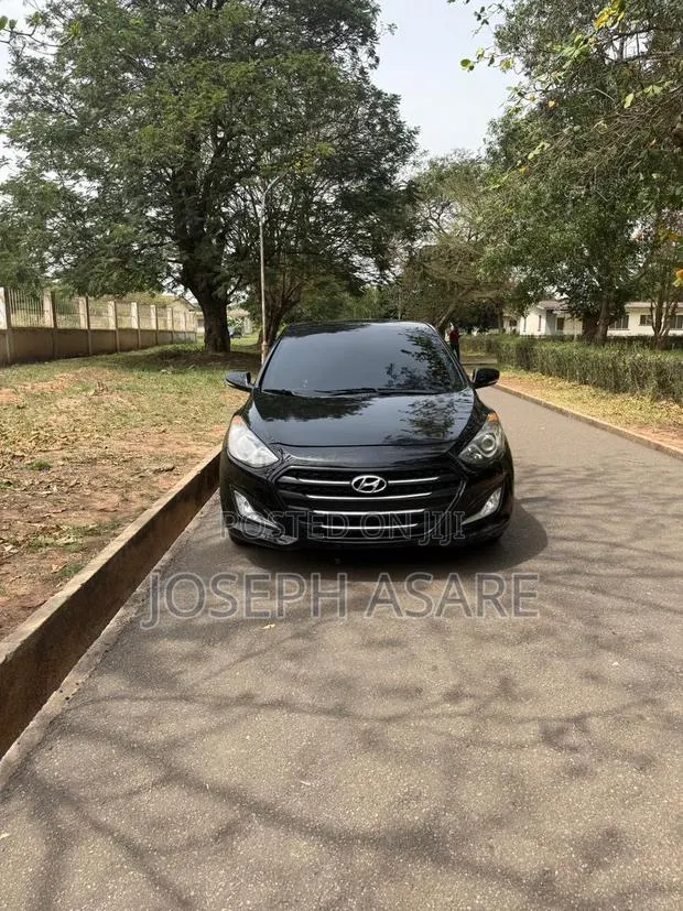 Hyundai Elantra SE Sedan FWD (1.8L 4cyl 6A) 2016 Black · Photo 1