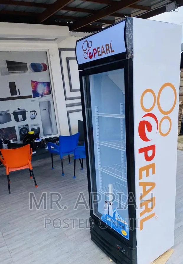Classic Design Pearl PVC-1271 Door Electric Beverage Cooler · Photo 1