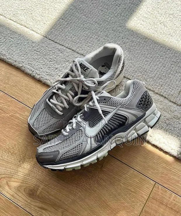 Nike Trainers · Photo 1
