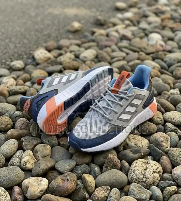 Adidas CloudFoam Trainers · Photo 1