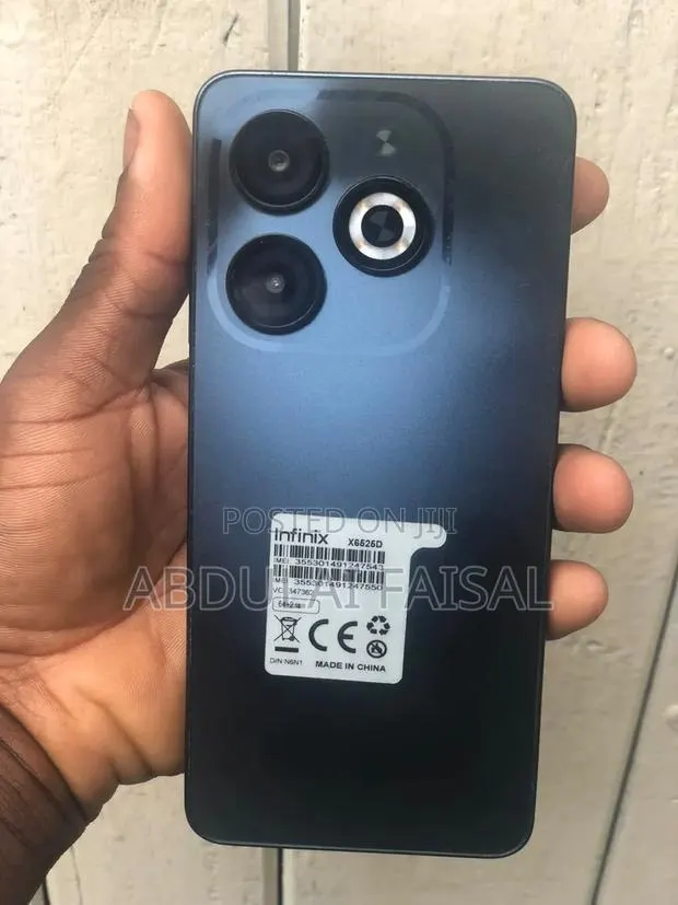 Infinix Smart 8 64 GB Black · Photo 1
