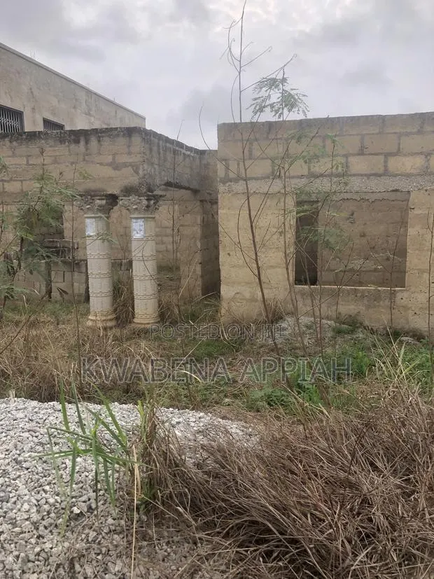 5bdrm House in Mark Estate At, Kumasi Metropolitan for sale