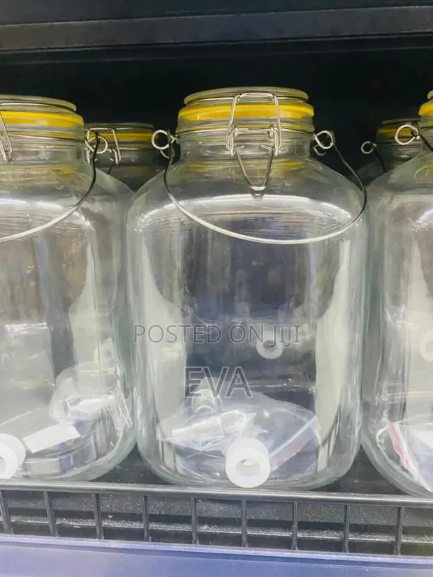 Storage Jar · Photo 1