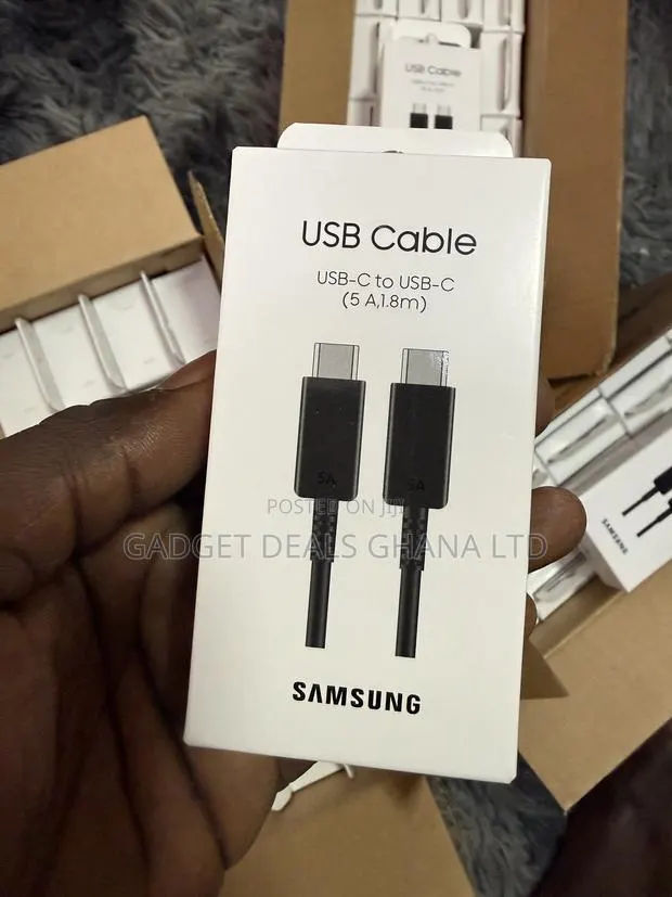 Samsung C to C Cable · Photo 1