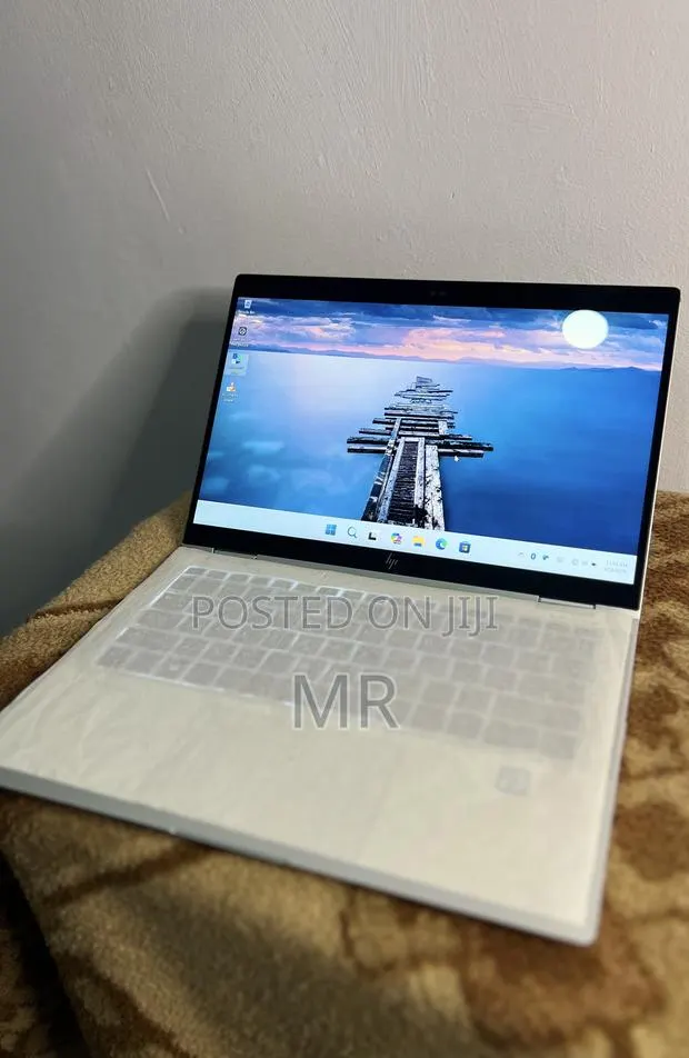 Laptop HP EliteBook 1040 G3 8GB Intel Core i5 SSD 256GB · Photo 1