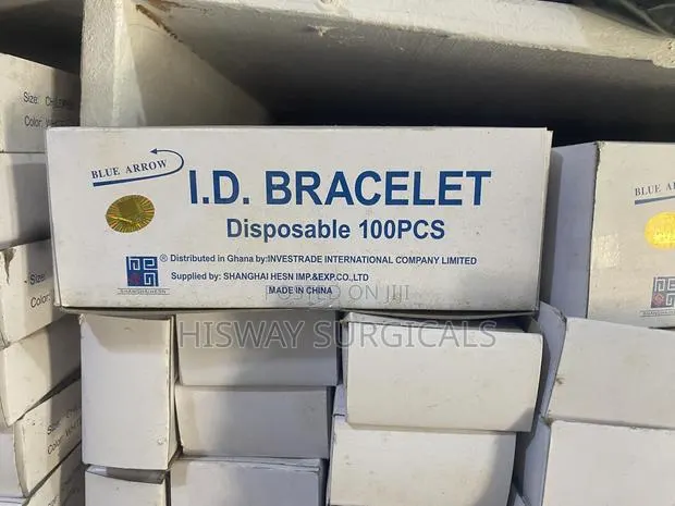 IV Bracelet · Photo 1