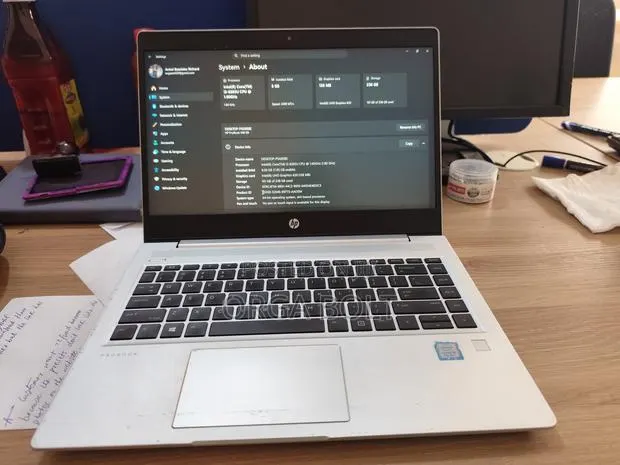 Laptop HP ProBook 440 G6 8GB Intel Core i5 SSD 256GB · Photo 1