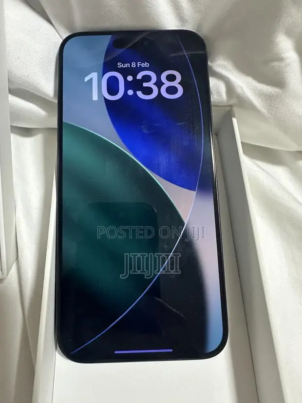 Apple iPhone 15 Pro Max 256 GB Black · Photo 1