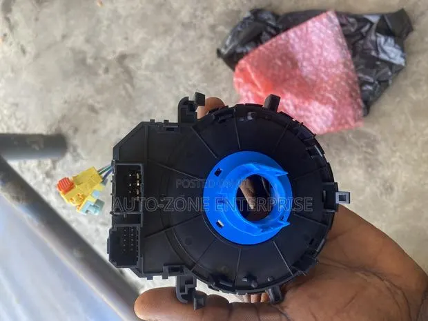 Kia Rio Horn Plate/Glog Spring · Photo 1