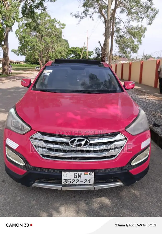 Hyundai Santa Fe Sport 2.0T 2013 · Photo 1