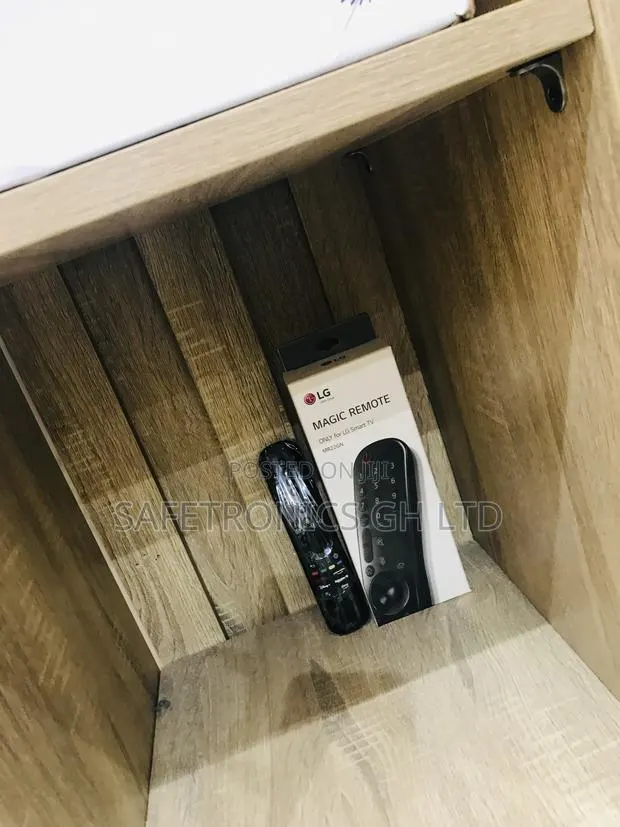 High Efficiency (Black) Lg Mr 21 Magic Remote · Photo 1