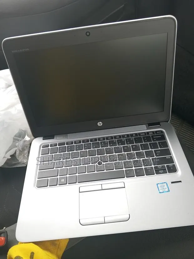 Laptop HP EliteBook 820 G3 8GB Intel Core I5 HDD 256GB