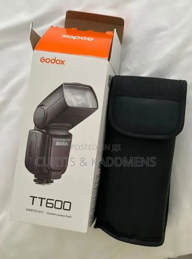 Godox TT600 Flash Open Box · Photo 1