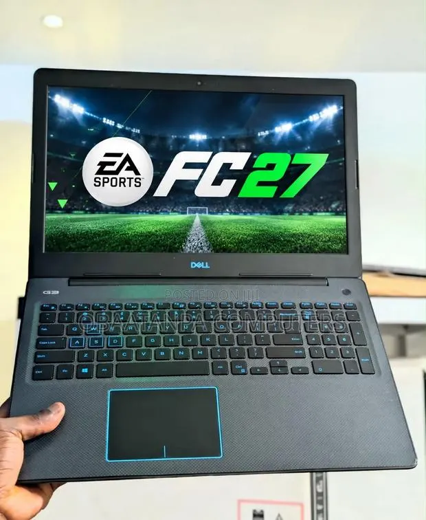 Laptop Dell G3 17 3579 8GB Intel Core i7 SSD 256GB · Photo 1