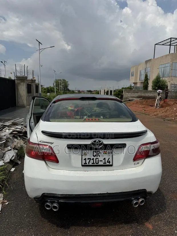 Toyota Camry 2.4 LE 2008 White · Photo 1