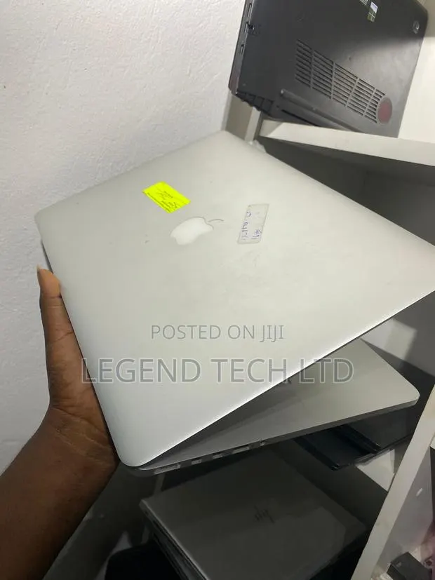Laptop Apple MacBook 2015 16GB Intel Core I5 SSD 512GB · Photo 1