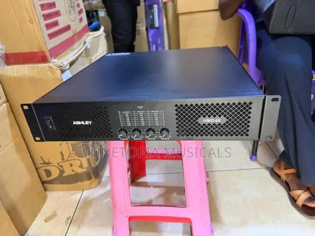 Ashley Hmd48 4in1 Professional Audio Power Amplifier. · Photo 1