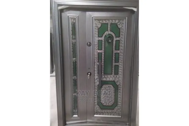 One and Half String Door Available · Photo 1