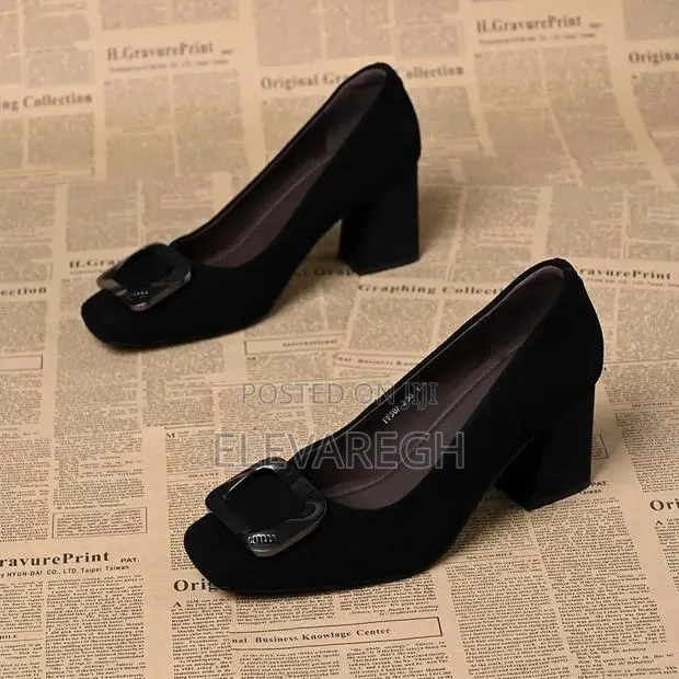 Chunky Block Heels in Sizes 38,40 · Photo 1