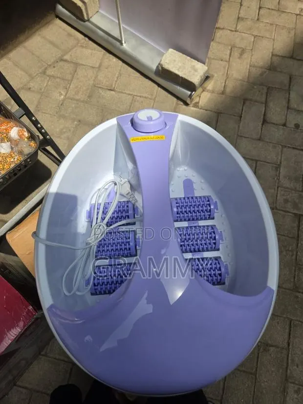 Brand New Pedicure Bowls · Photo 1