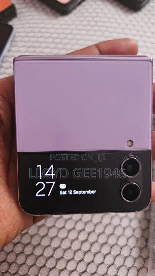 Samsung Galaxy Z Flip4 256 GB Purple · Photo 1
