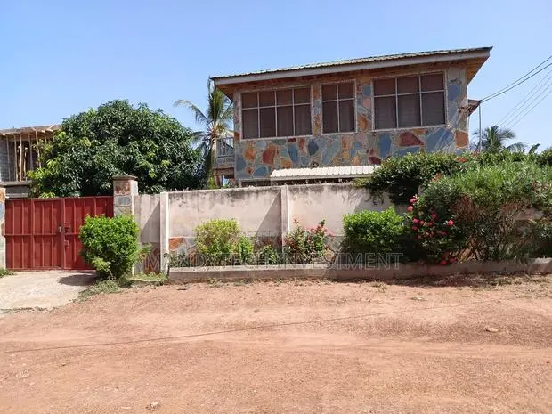 4bdrm House in School Park Area for sale · Photo 1
