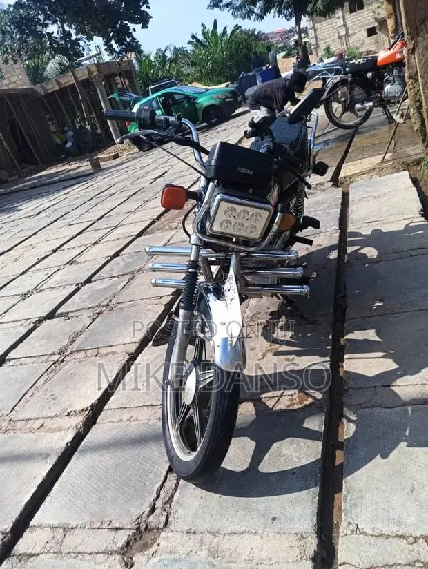 Haojin HJ125 2019 Black · Photo 1
