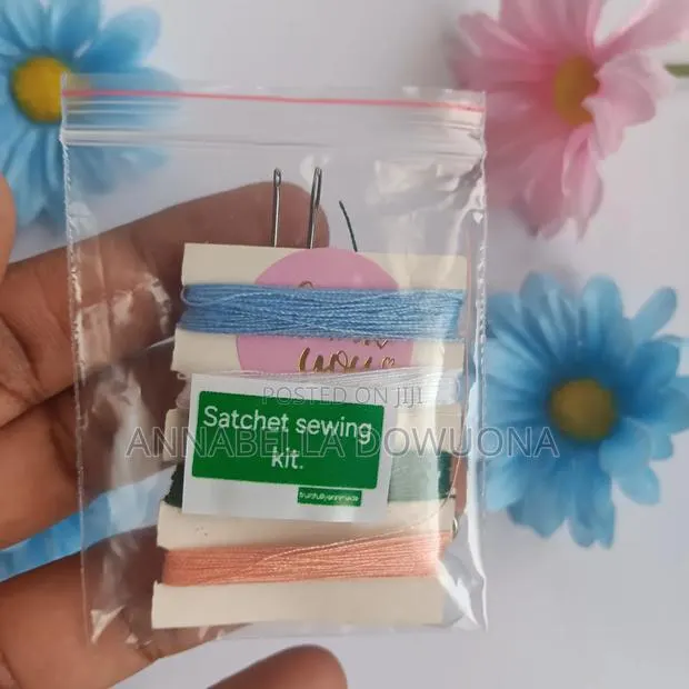 Satchet Sewing Kit · Photo 1