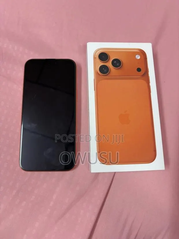 Apple iPhone 17 Pro Max 512 GB Orange · Photo 1
