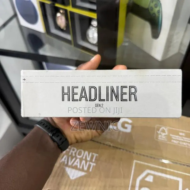 Ray-Ban Meta - Headliner (Gen 2) Glasses · Photo 1