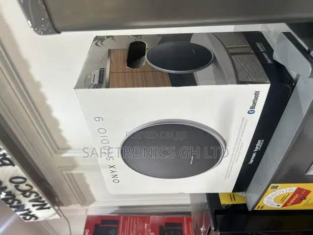 Zealous Harman Kardon Onyx Studuo 9 Speaker · Photo 1