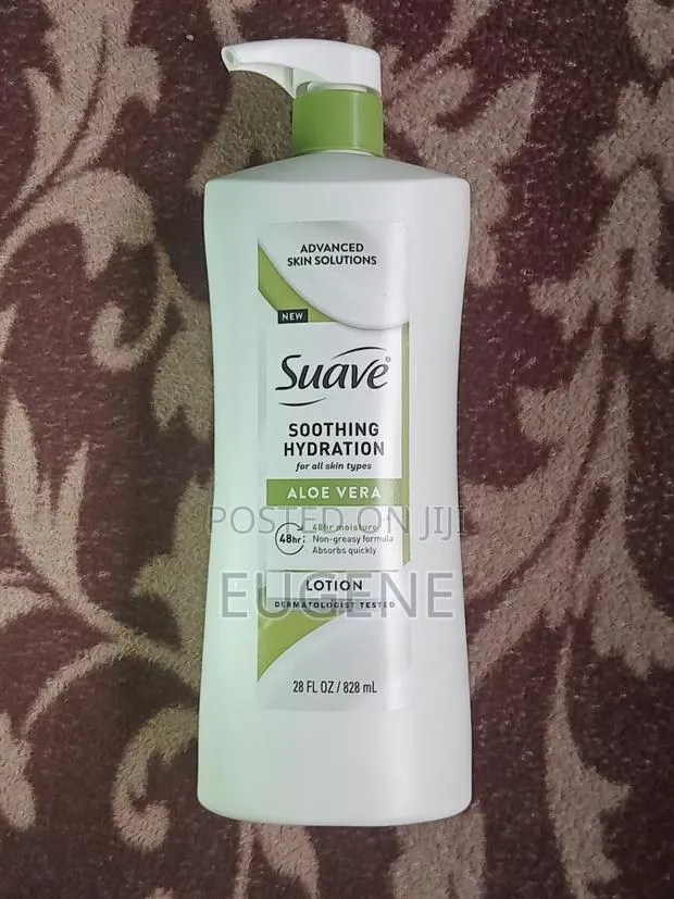 Suave Aloe Vera Soothing Hydration Lotion · Photo 1