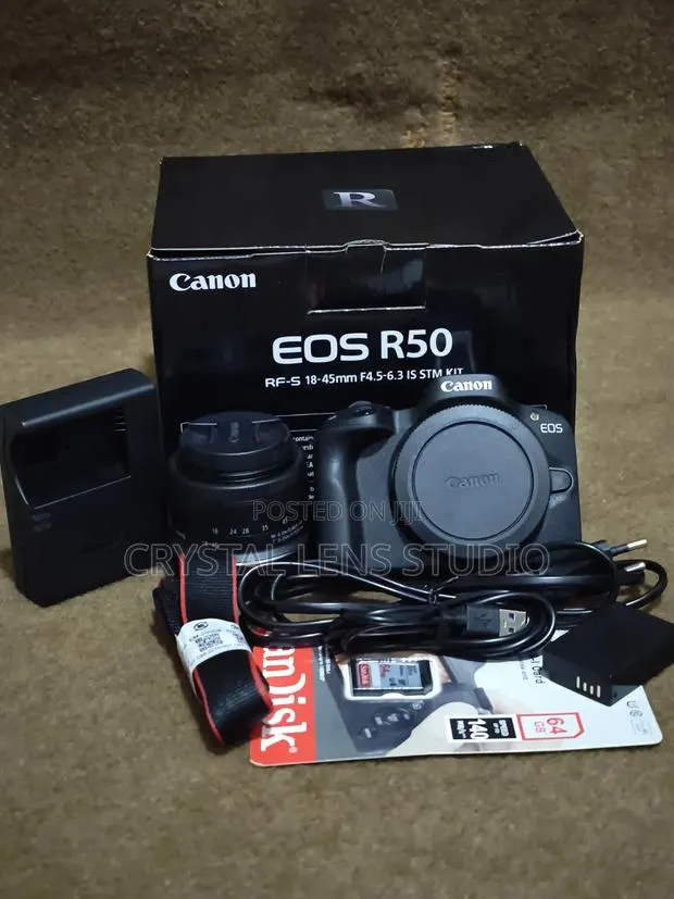 Canon R50 With 18-45mm Lens and Accessories · Photo 1