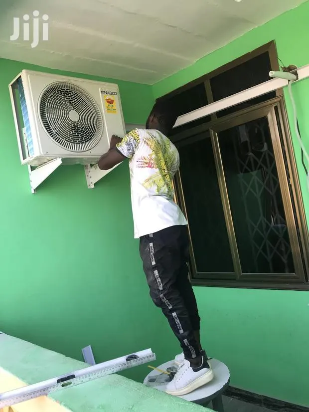 Air Conditioner Technician · Photo 1