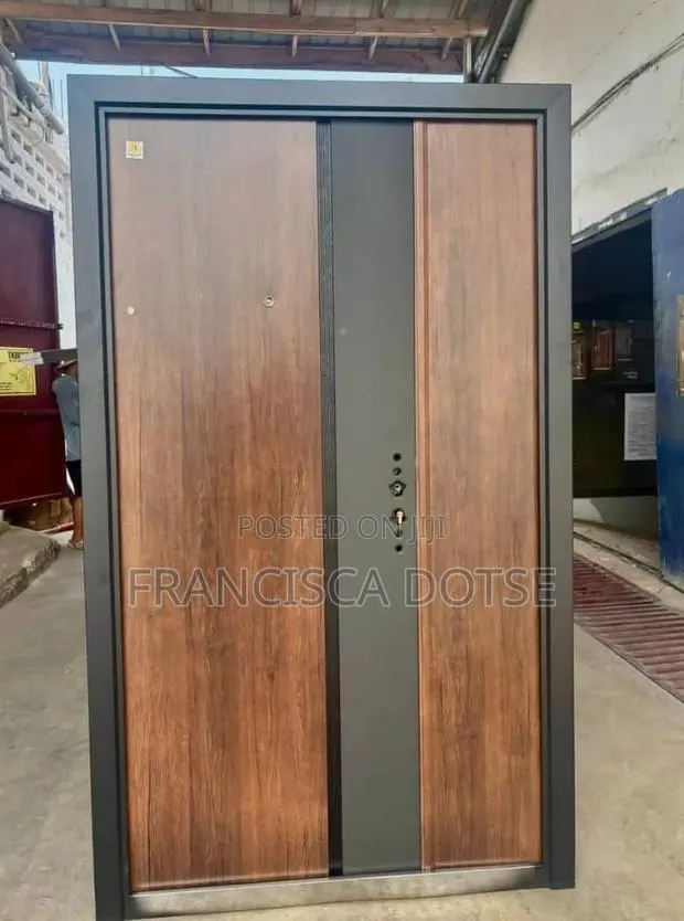 Paladin China Smooth Door One Half Single Available · Photo 1