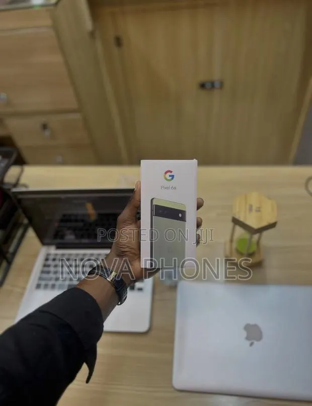 New Google Pixel 6a 128 GB Blue · Photo 1